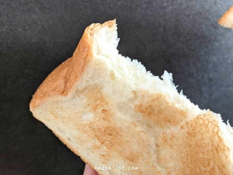 バルミューダ トースターで焼いた食パンはもっちり食感で美味しい
