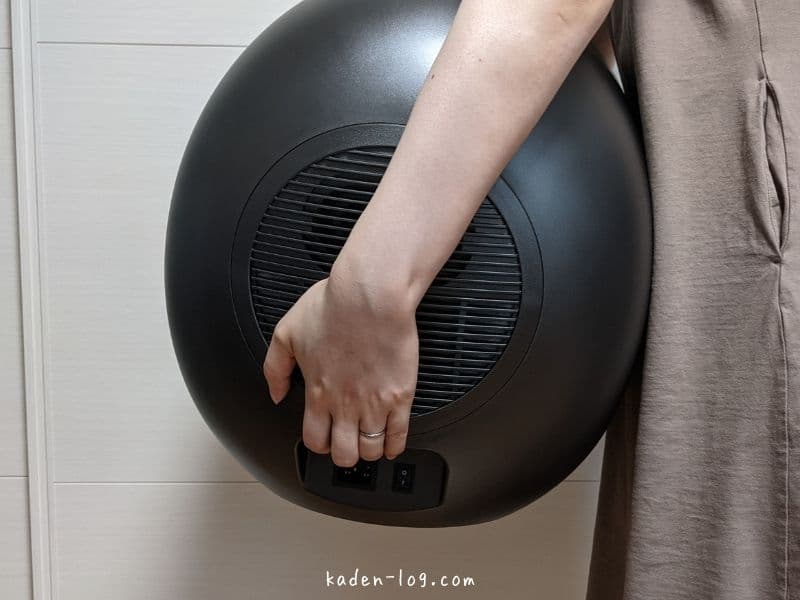 衣類乾燥機Morus Zero（モルスゼロ）は女性でも持ち運べる軽量サイズ