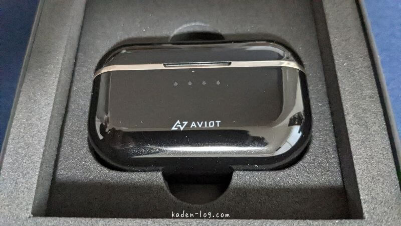 AVIOT（TE-BD11t）のケースは指紋が目立ちやすい