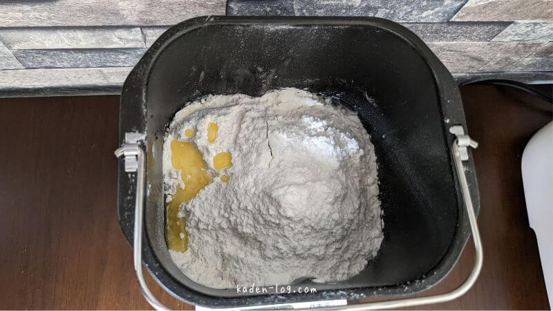 シロカおうちベーカリーベーシックで超早焼きパンを作る