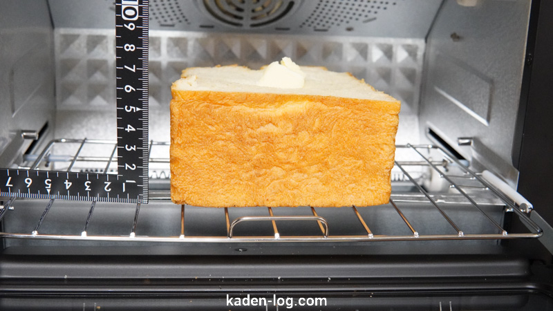 siroca（シロカ）すばやきトースターST-2D451は1/2斤サイズの厚切り食パンも焼ける