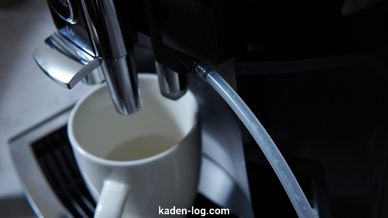 全自動エスプレッソマシンJURA E6（ユーラ）のミルク経路は自動洗浄できる