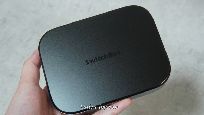デザインも格好良い世界初のAIスマートハブ「SwitchBot AIハブ」